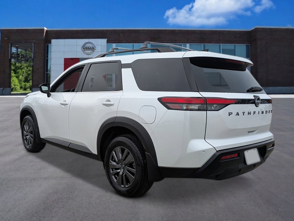 New 2026 Everest White Pearl TriCoat Nissan SV image 3