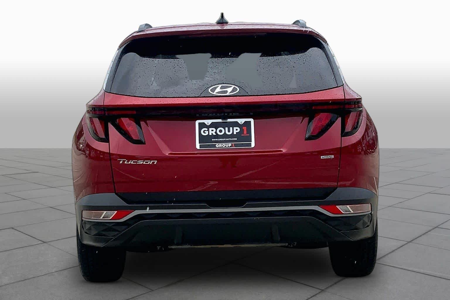 Used 2024 Ultimate Red Hyundai SEL image 5