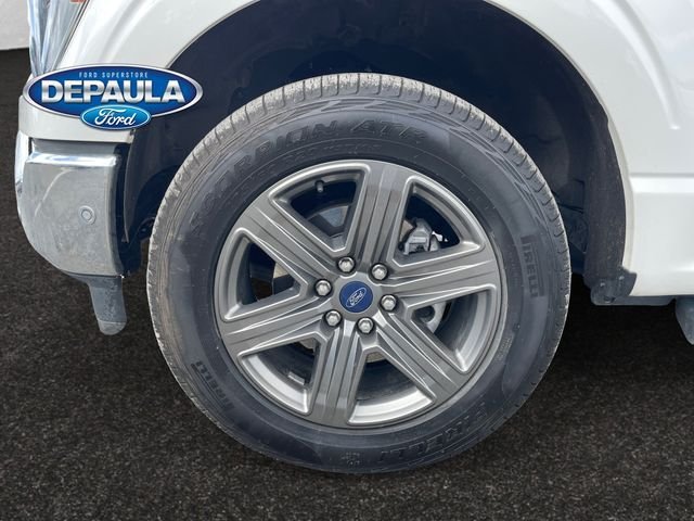 Used 2023 White Ford Lariat image 18