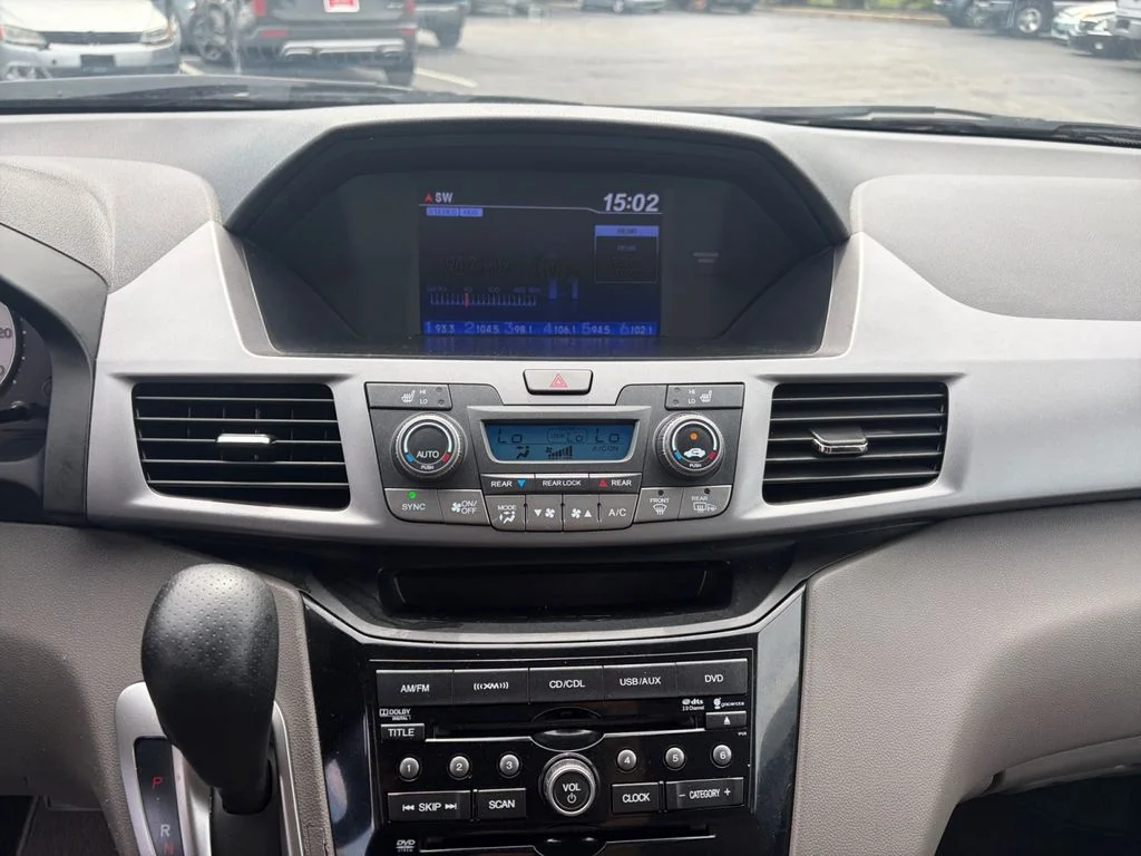 Used 2026 Ruby Flare Pearl Toyota XSE image 9