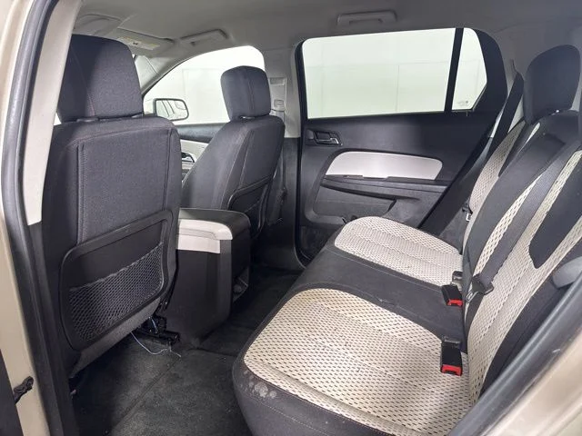 Used 2014 Champagne Silver Metallic GMC SLE-1 image 12