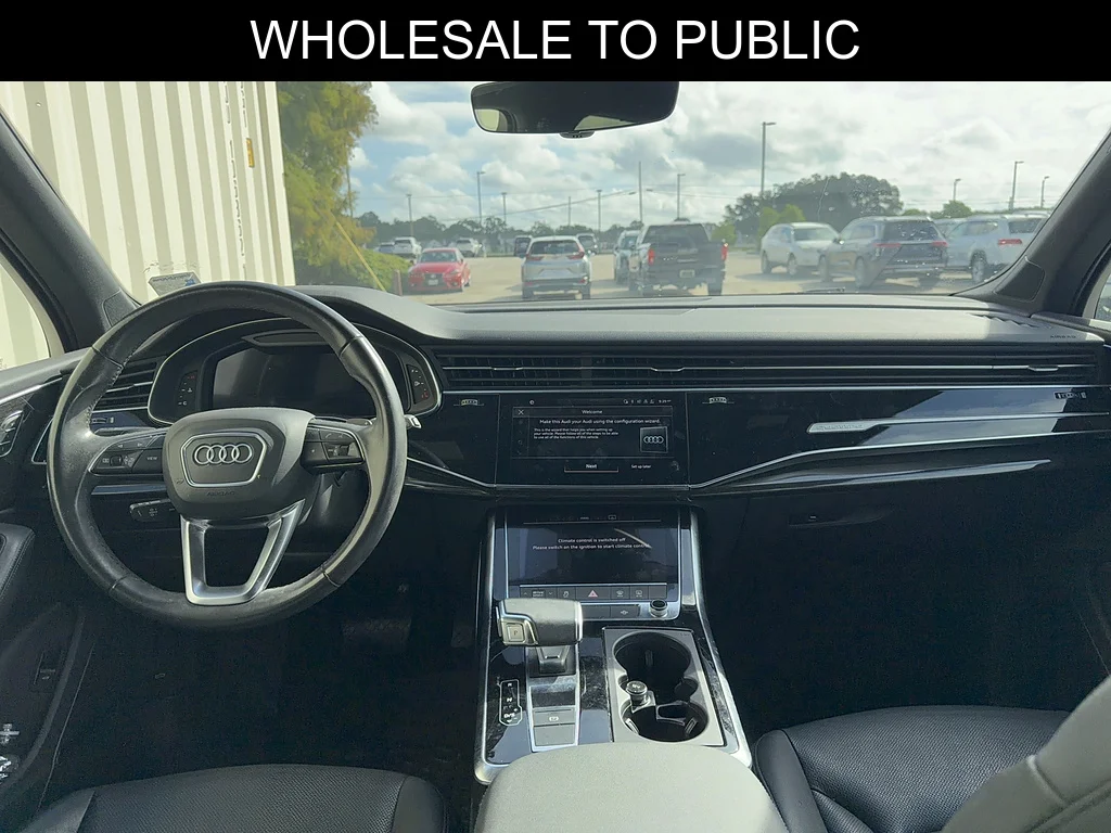 Used 2022 Mythos Black Metallic Audi 3.0T quattro Premium Plus image 3