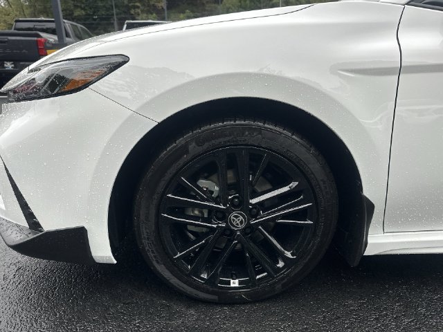 New 2026 Ice Cap Toyota  SE image 22