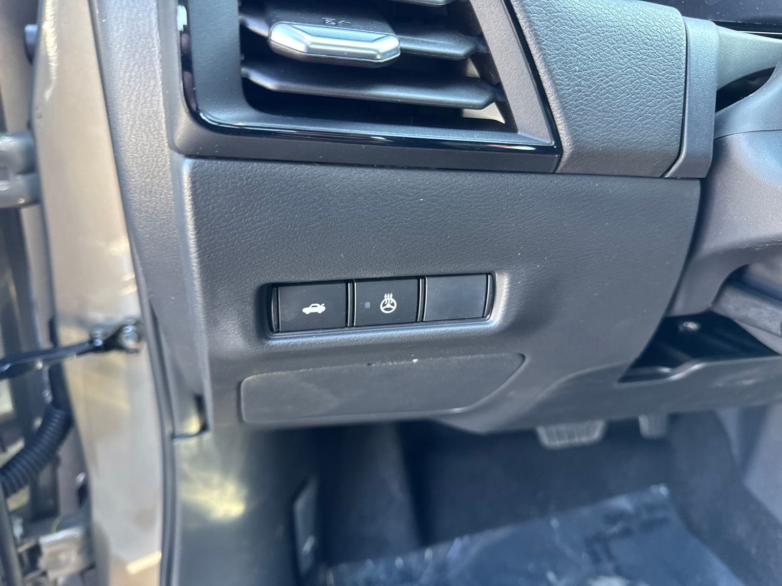 New 2026 Nissan Sentra SV 4D Sedan