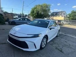 Used 2025 White Toyota LE image 14
