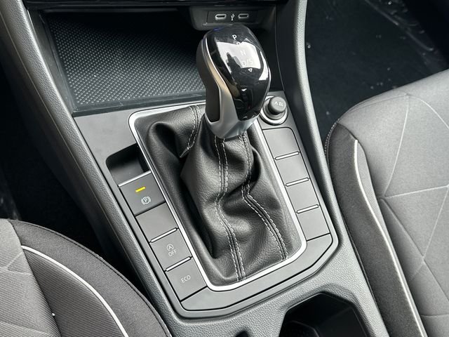 New 2026 Gray Volkswagen 1.5T Sport image 32