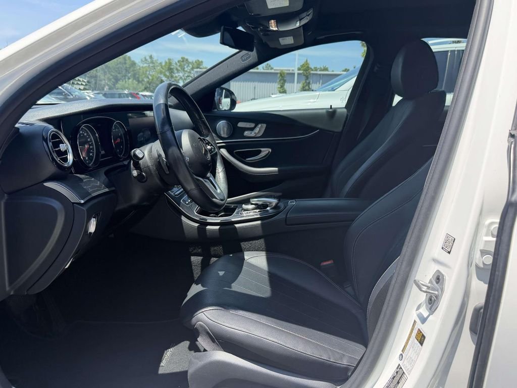 Used 2019 White Mercedes-Benz E 300 image 5