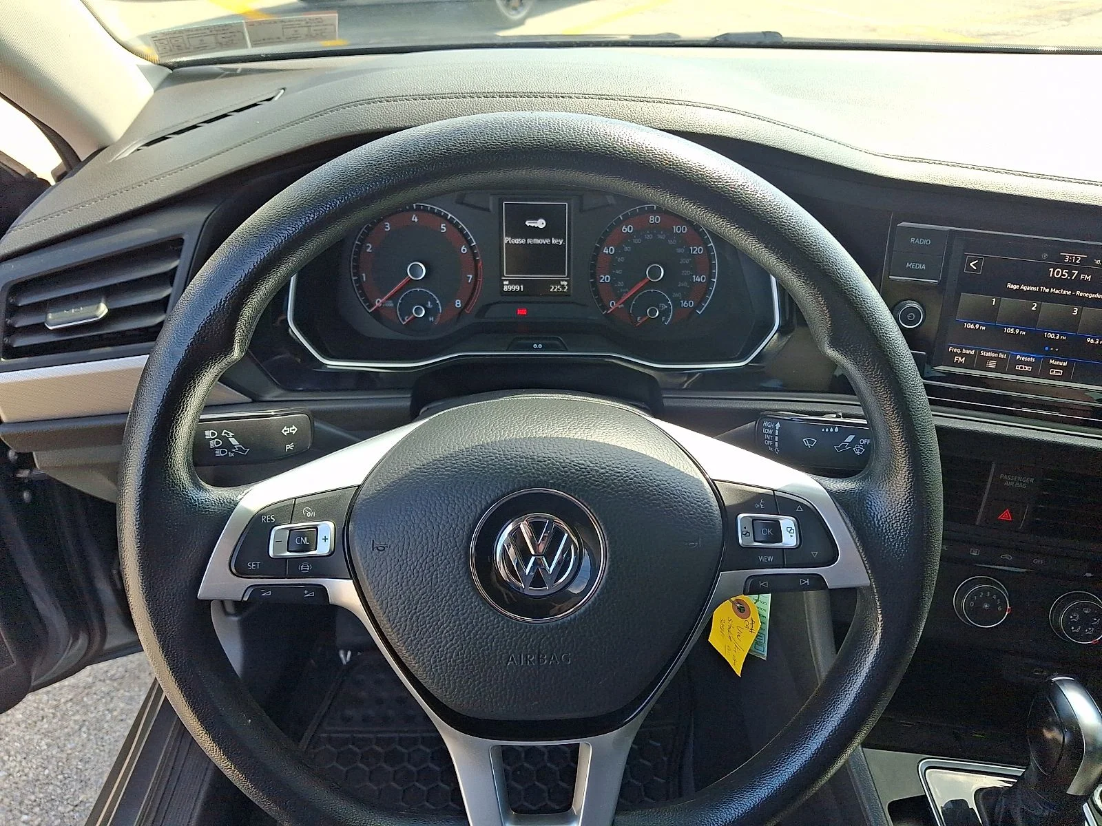 Used 2020  Volkswagen 1.4T S image 17