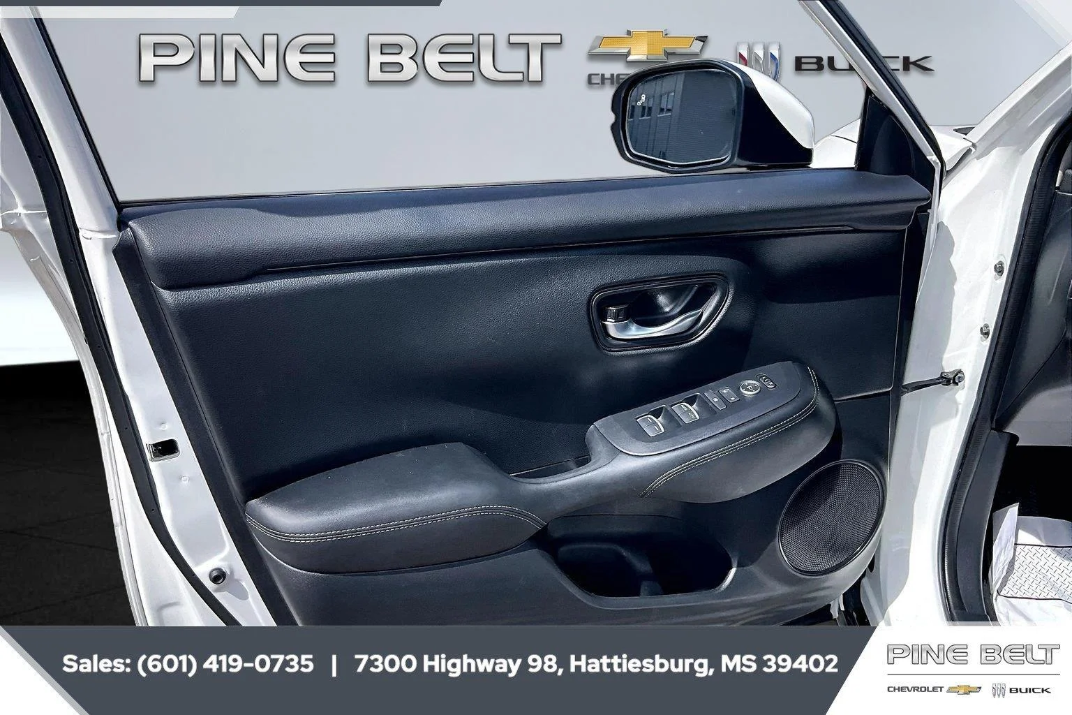 Used 2024 Platinum White Pearl Honda EX-L image 17