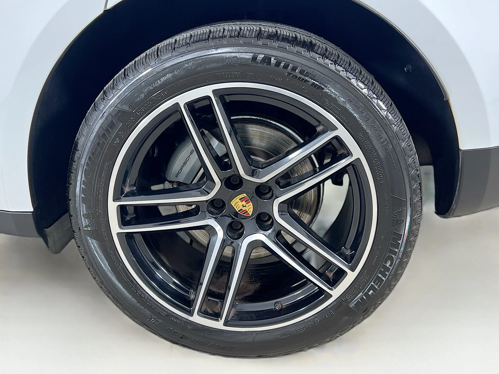 Used 2020 White Porsche S image 35