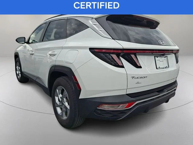 Used 2023 White Hyundai SEL image 6