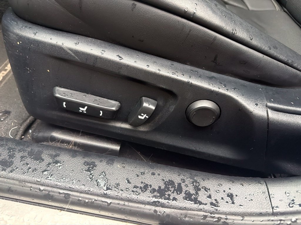 Used 2015 Silver Lexus 250 image 9