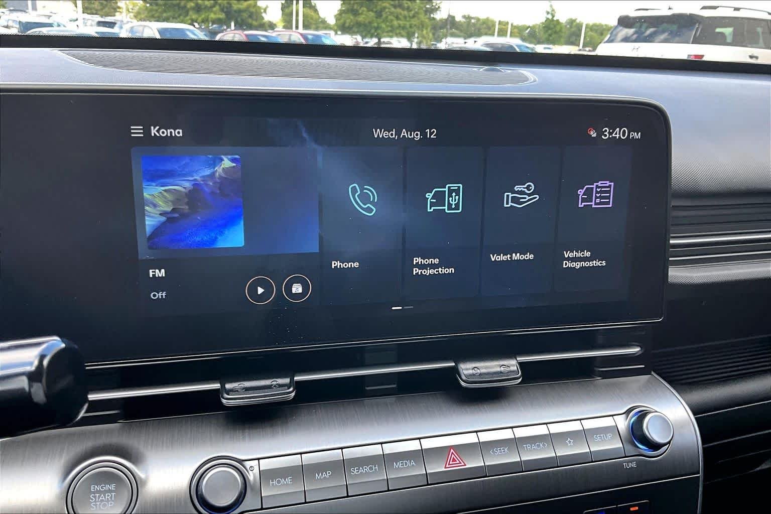 Used 2025 Cyber Gray Metallic Hyundai SEL image 31