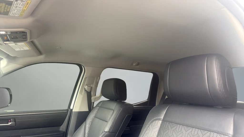 Used 2023 White Toyota SR5 image 18