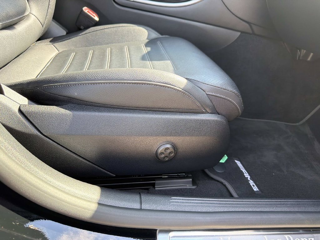 Certified Used 2022 Black Mercedes-Benz C 300 image 12