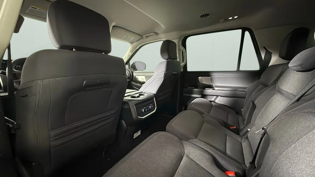 Used 2025  Ford Active image 29