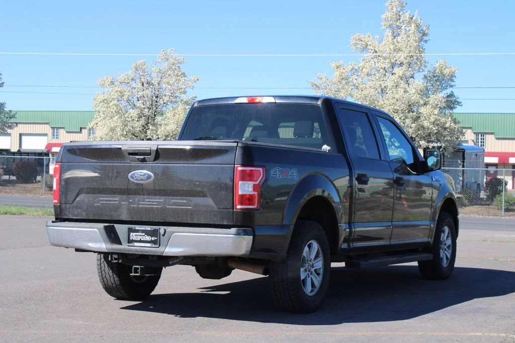 Used 2019 Agate Black Metallic Ford XLT image 6