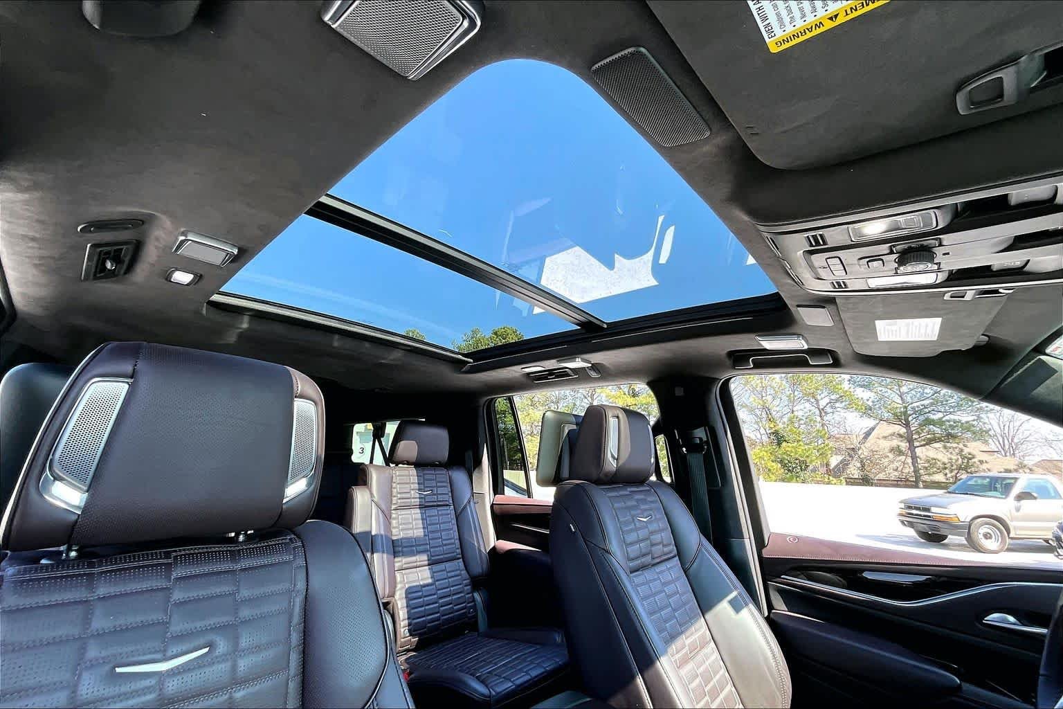 Used 2023 Crystal White Tricoat Cadillac 4WD Premium Luxury Platinum image 13