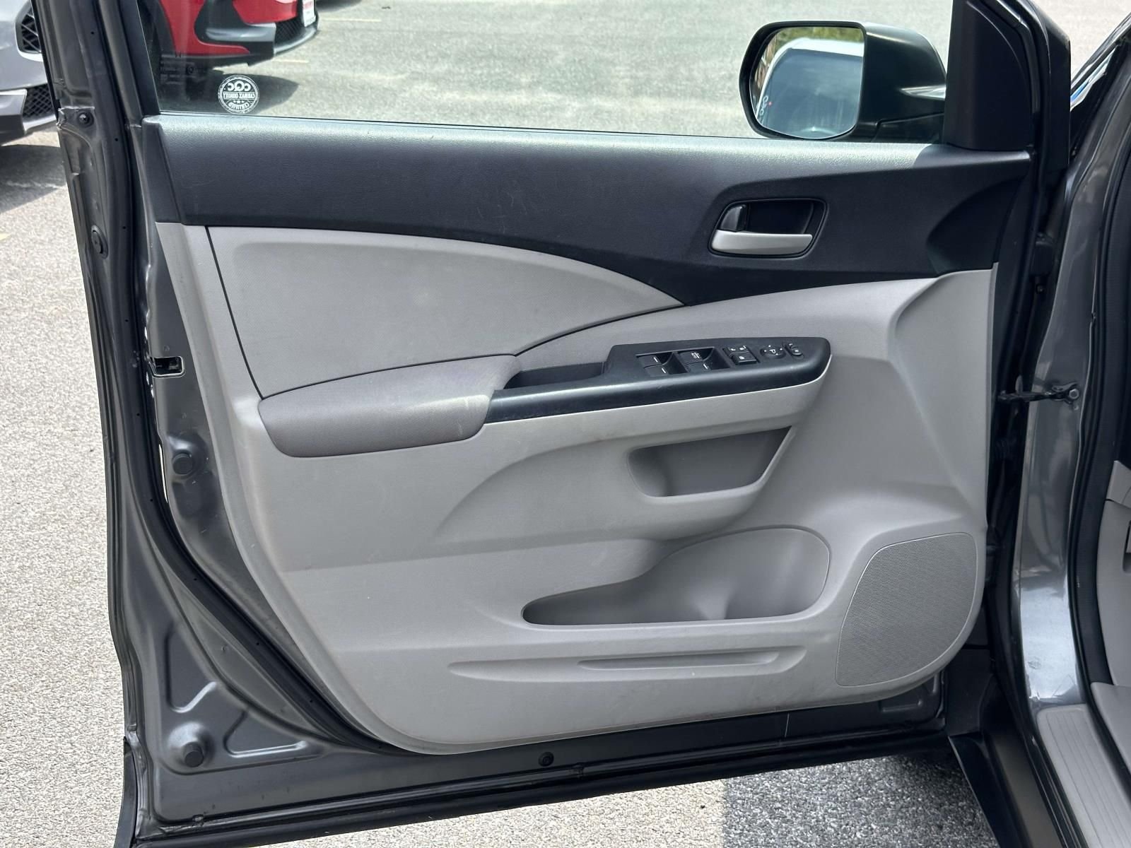 Used 2014  Honda LX image 22