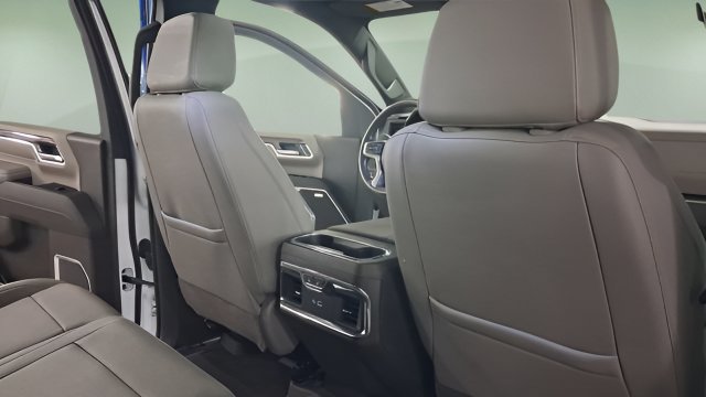 Used 2026 Summit White Chevrolet LTZ image 24