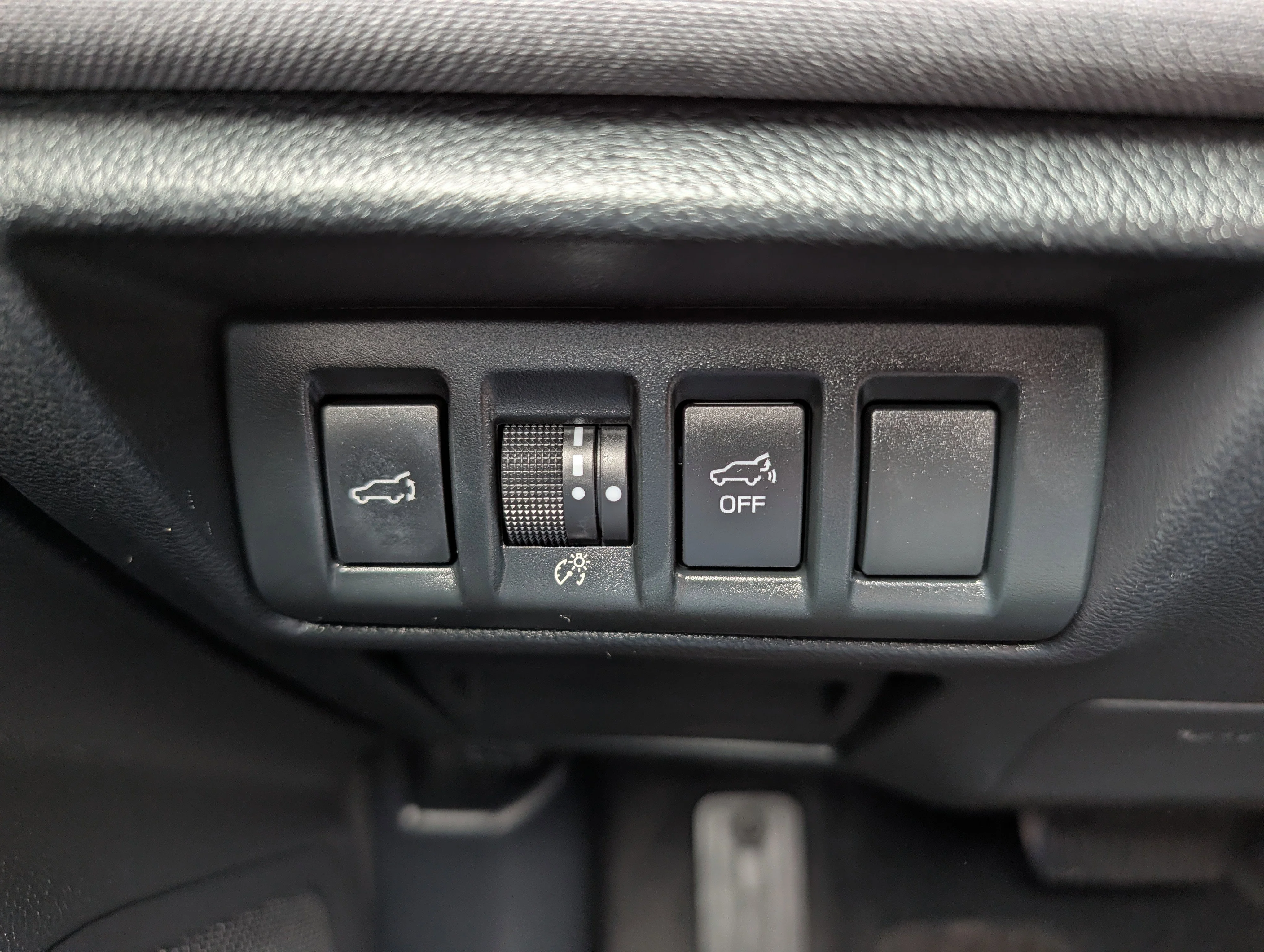 Used 2022 Crystal Black Silica Subaru Premium image 30