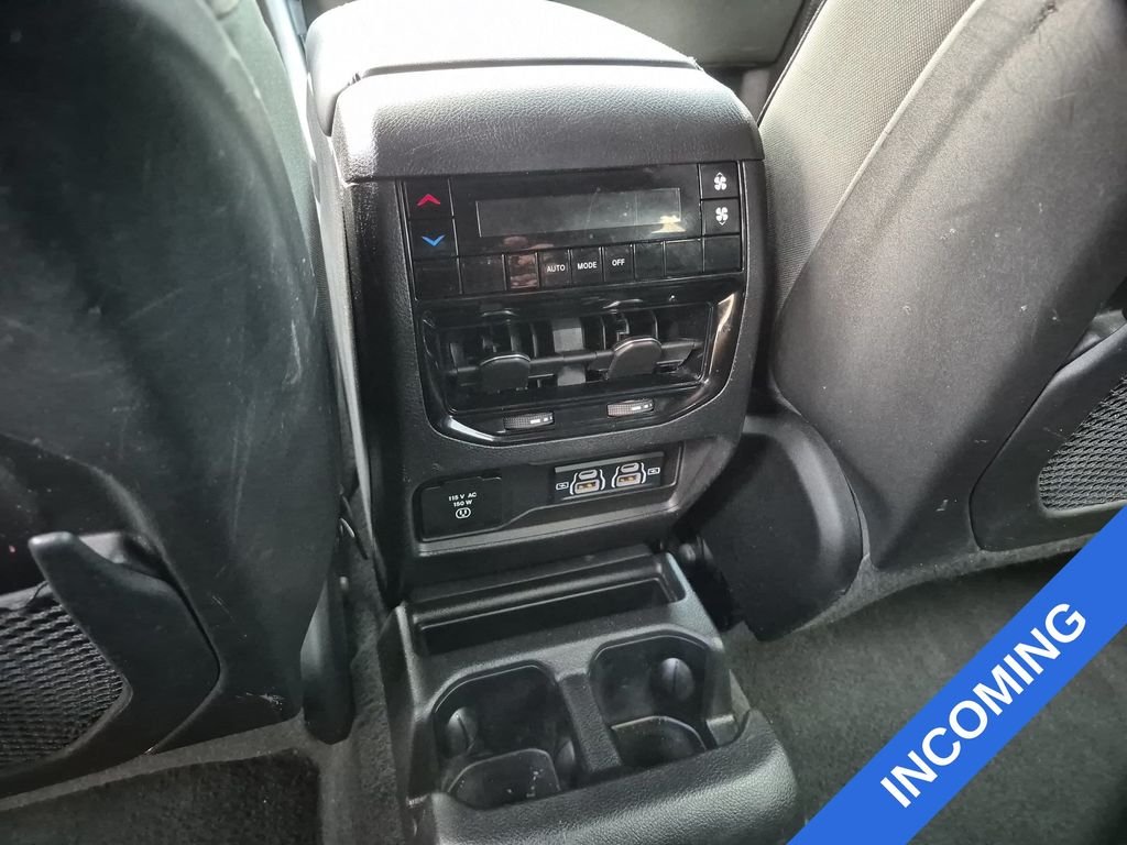Used 2023 Black Jeep Altitude image 23