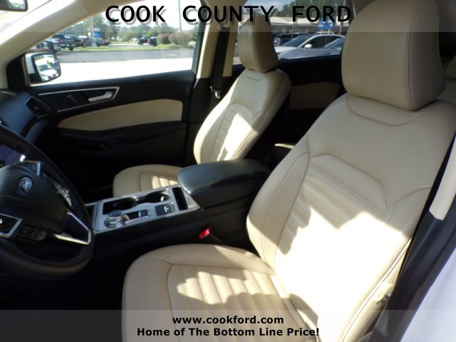 Used 2024 Star White Ford SEL image 3
