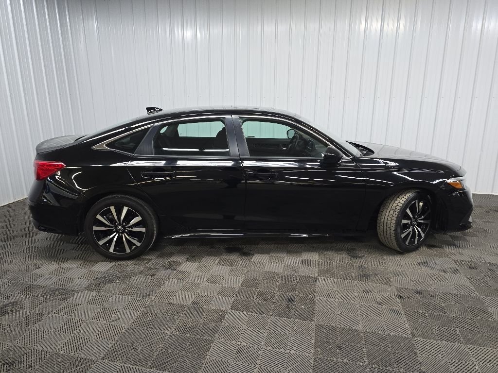 Used 2023 Black Honda EX image 2