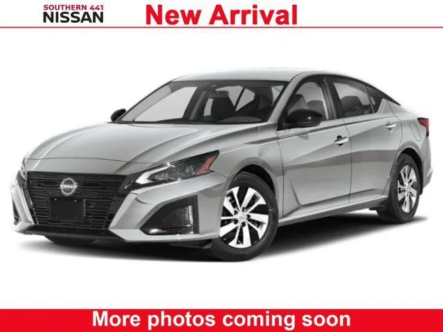 Certified Used 2023 Silver Nissan 2.5 S image 1