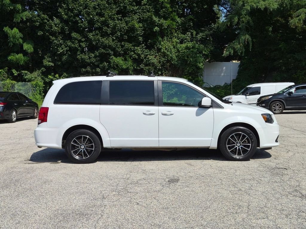 Used 2018 White Dodge SE Plus image 2