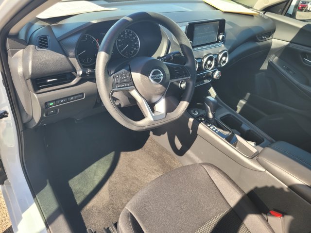 Used 2021 White Nissan S image 12