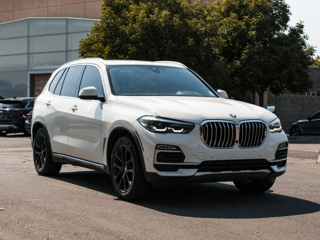 Used 2019 Alpine White BMW xDrive40i image 3