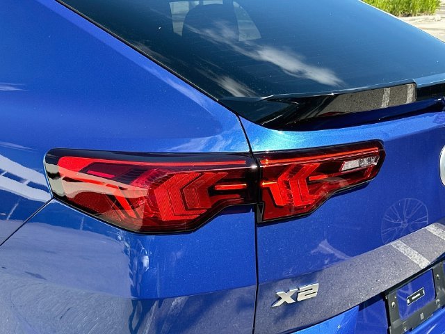 Certified Used 2025 Blue BMW M35i image 29