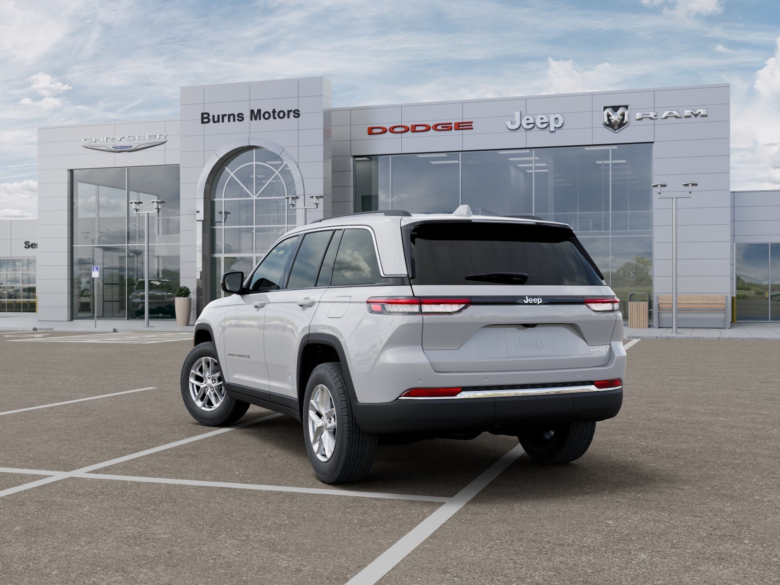 New 2026 Bright White Clear-Coat Exterior Paint Jeep Laredo image 3