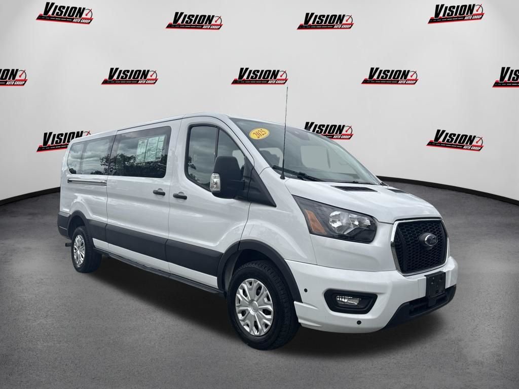 Used 2025 White Ford XLT image 3