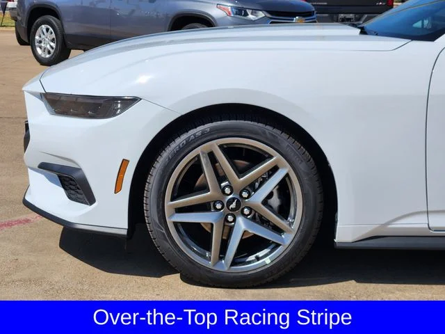 New 2026 Oxford White Ford EcoBoost® Fastback image 9