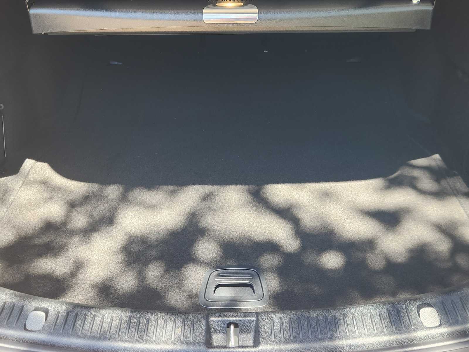 Used 2019 Polar White Mercedes-Benz E 300 image 31