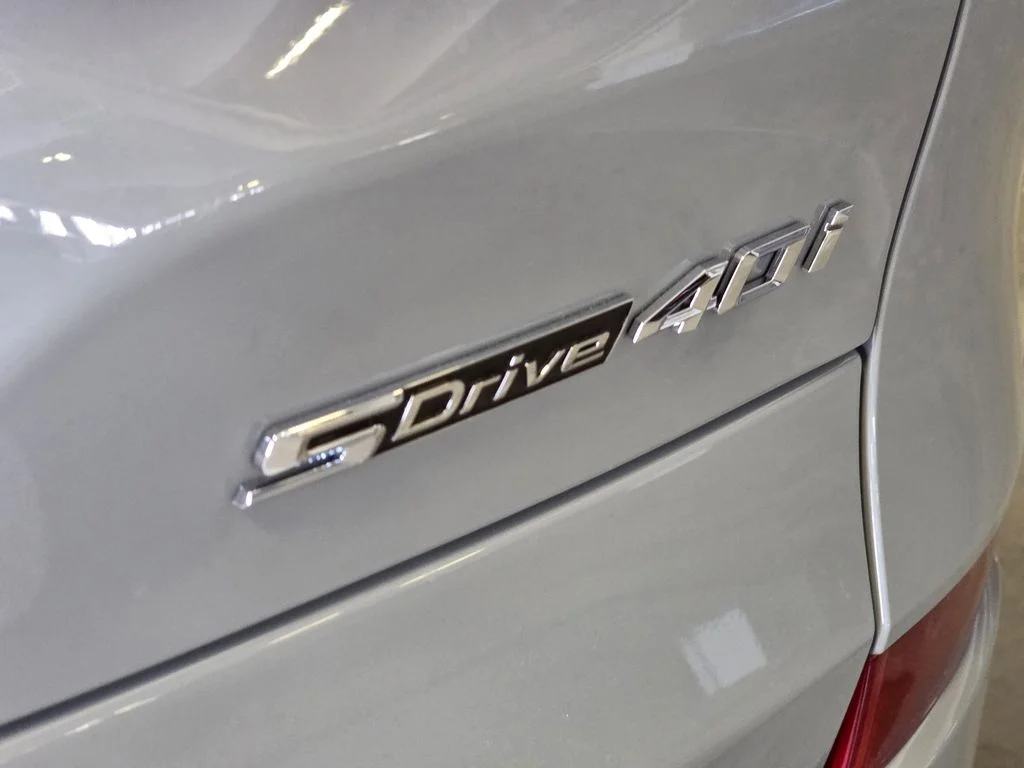 New 2026 Gray BMW sDrive40i image 7