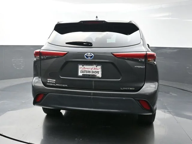 Used 2021 Gray Toyota Limited image 6