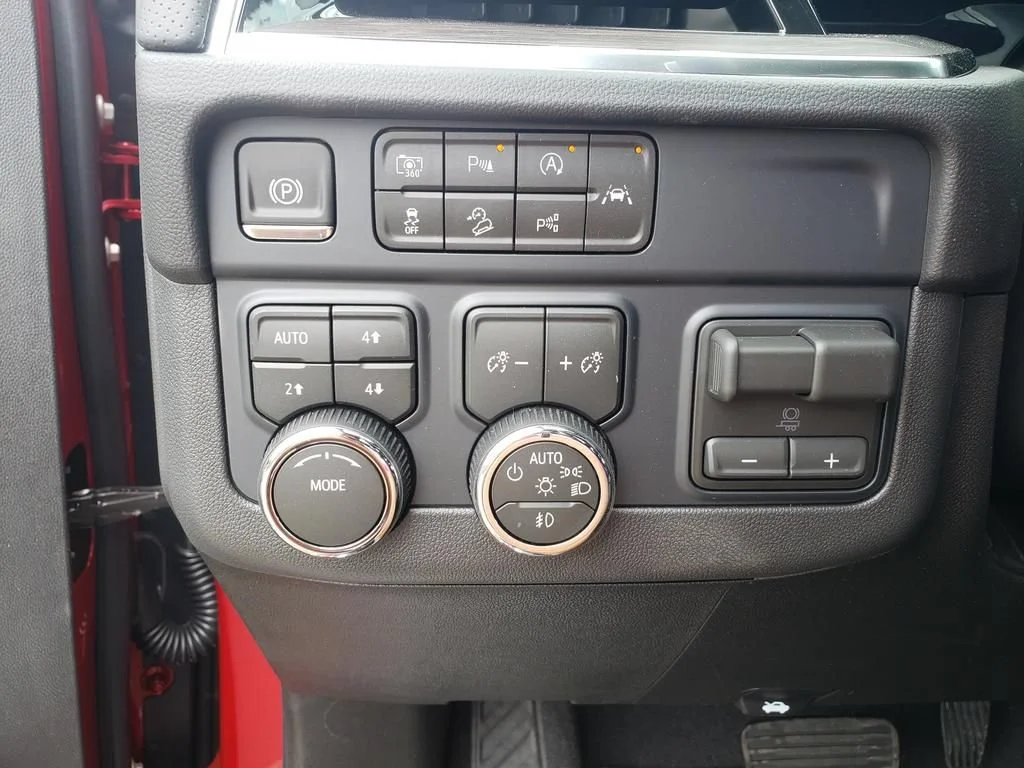 2026 Chevrolet Tahoe Premier - Photo 29