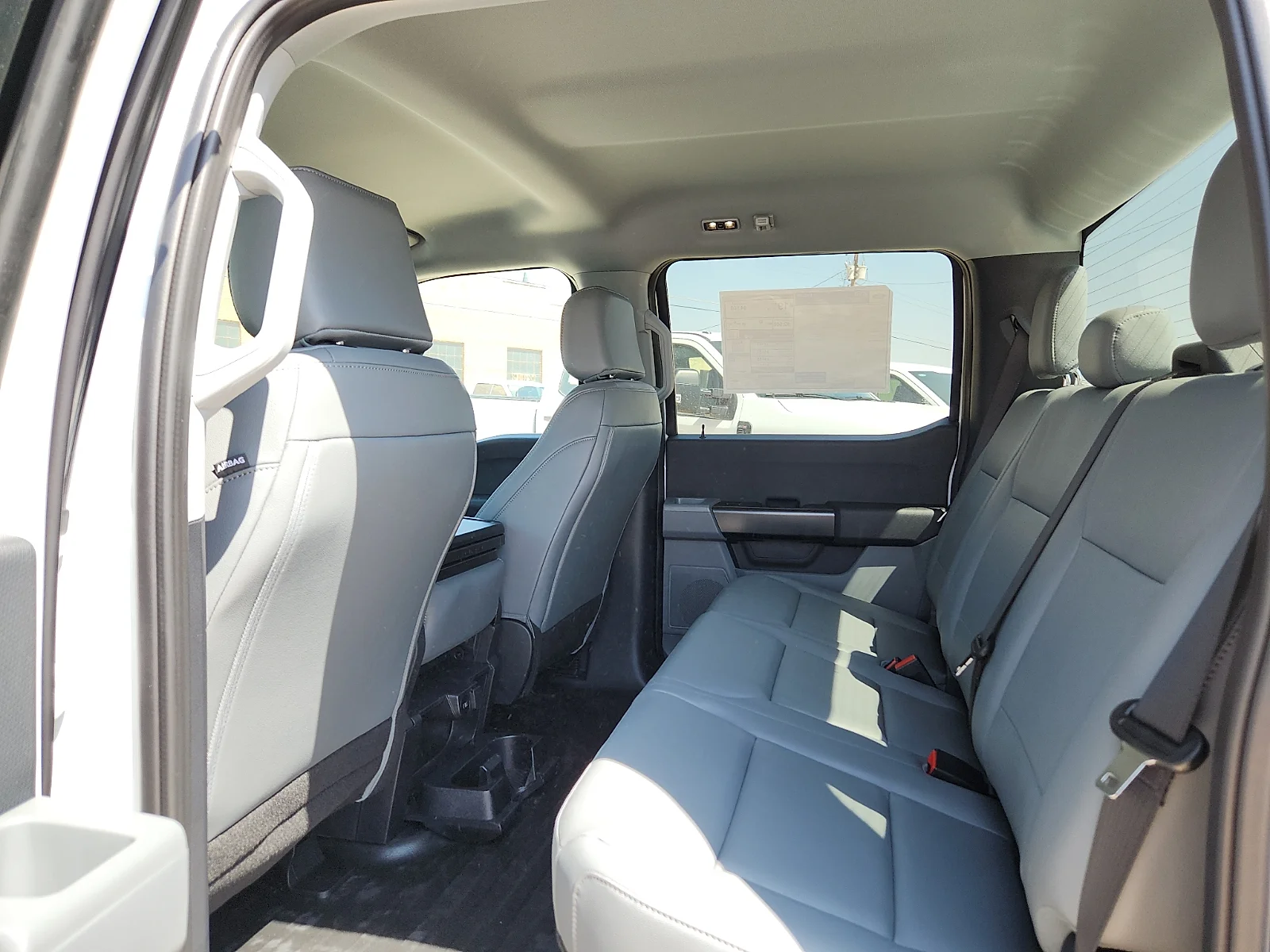 New 2026 Oxford White Ford XL image 17