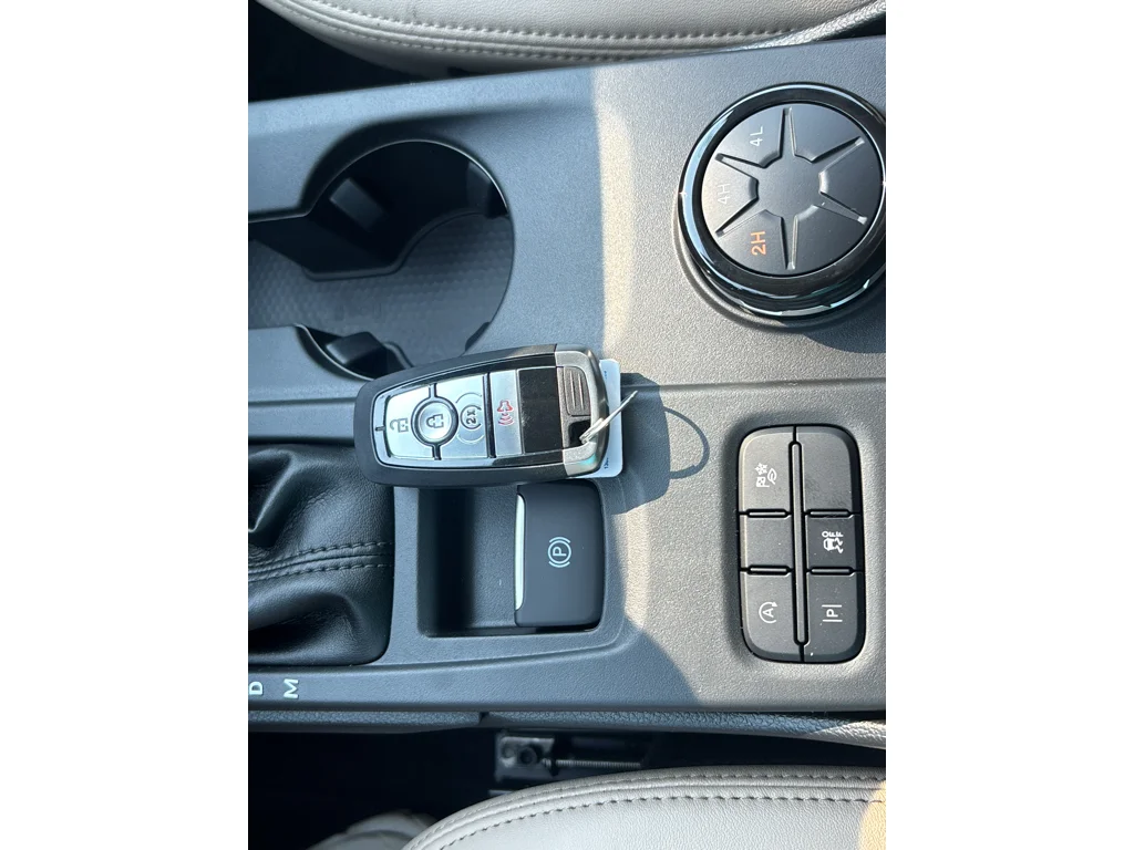New 2026 Velocity Blue Metallic Ford Lariat® image 20
