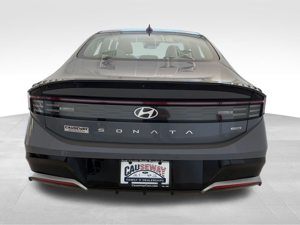 Used 2025 Blue Hyundai SEL image 6