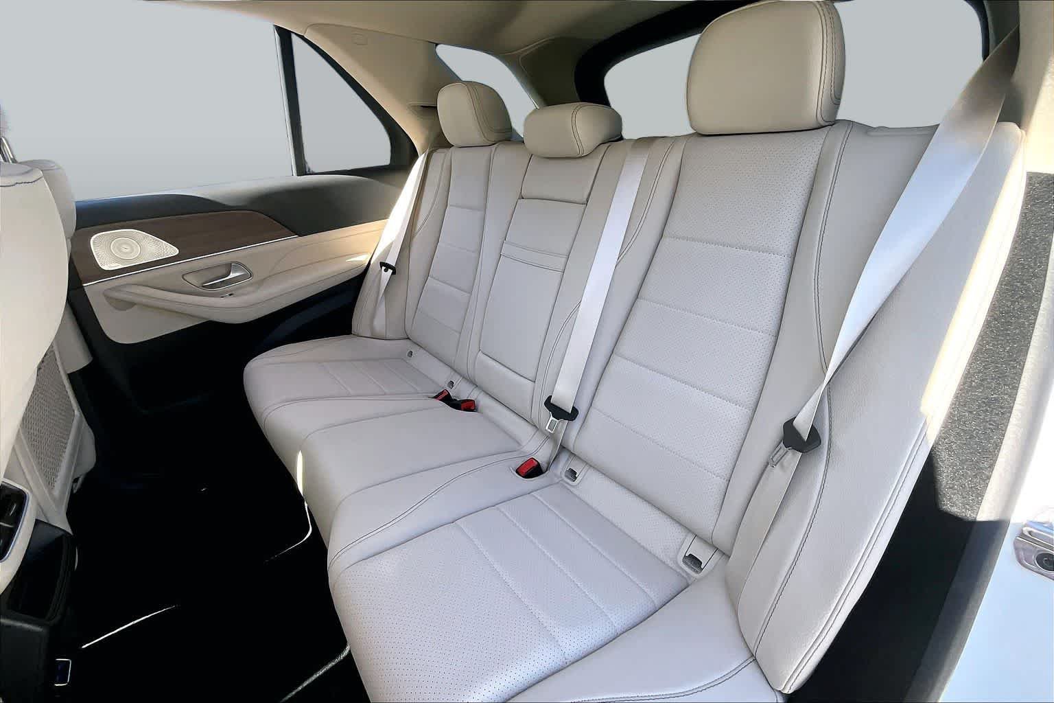 Used 2026 Polar White Mercedes-Benz GLE 350 image 21