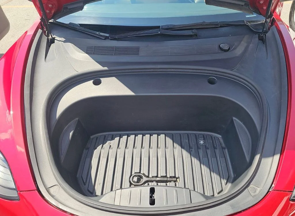 Used 2023 Red Tesla Base image 13