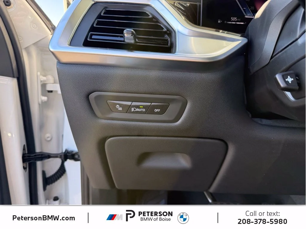 New 2026 White BMW xDrive40i image 36