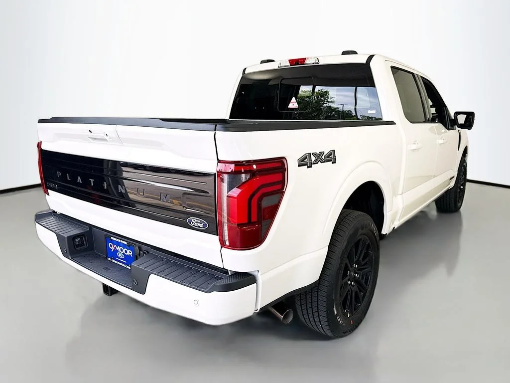 New 2026 Star White Metallic Tri-Coat Ford Platinum® image 7