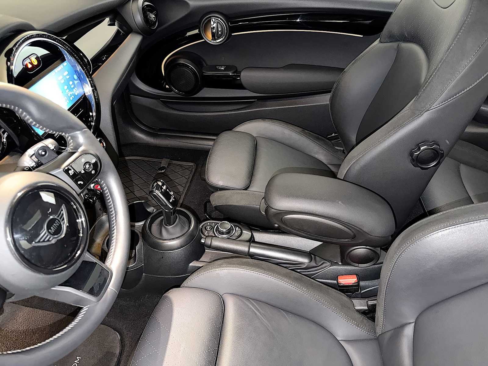 Used 2024 Zesty Yellow MINI Cooper S image 19