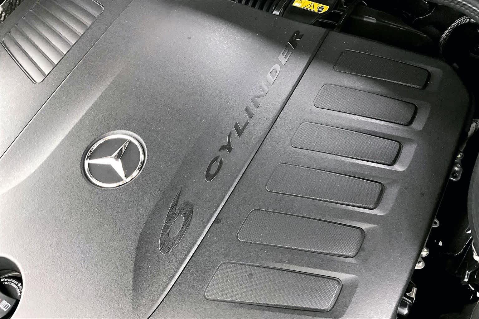 New 2026 Obsidian Black Metallic Mercedes-Benz GLE 450 image 17