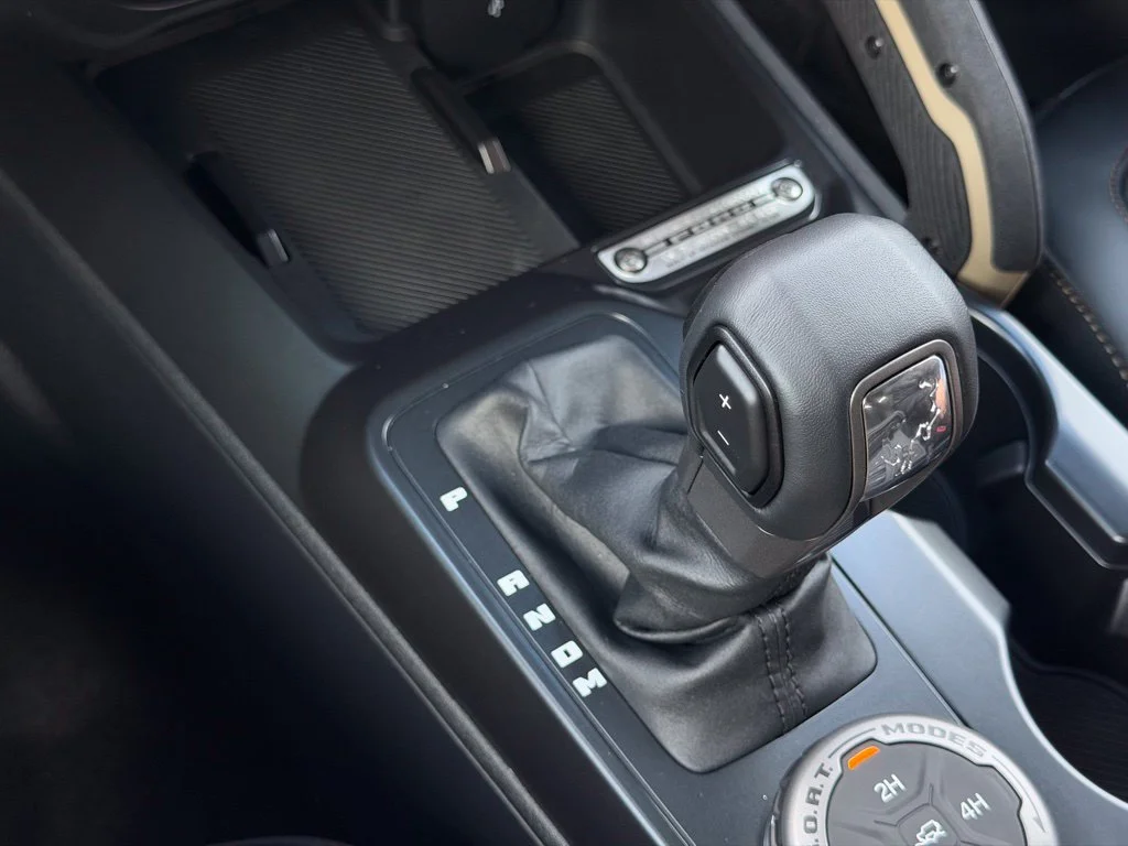 Used 2025 Blue Ford Badlands image 40